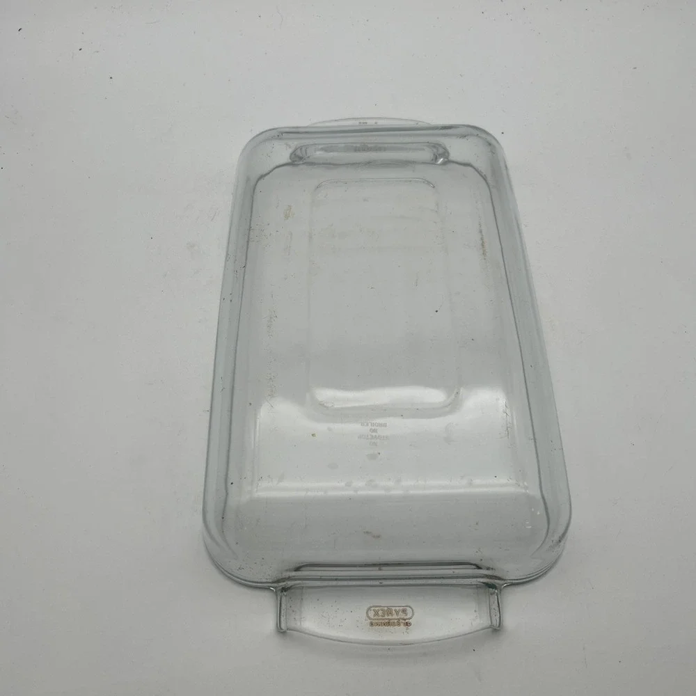 vintage Pyrex (made in France) clear glass baking or loaf dish 238 E